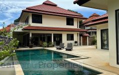Spacious 5-Bed Garden Pool Villa, Beachfront Estate, Plai Laem