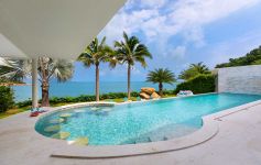 Contemporary 5-Bed Designer Beach Villa – Samrong Bay