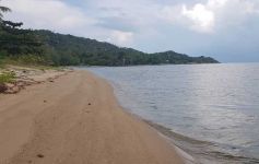 18 Rai & 3 Ngan of Beachfront Land, Laem Set