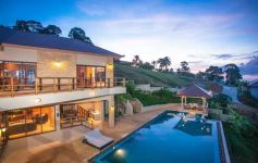 Luxury Five Bed Sea View Villa, Bang Por