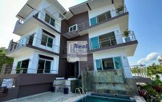 Seaview Apartment Building, Ban Rak