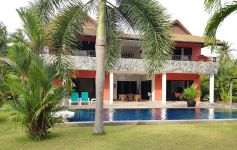 3-Bed Pool Villa, Private Beach Access – Taling Ngam