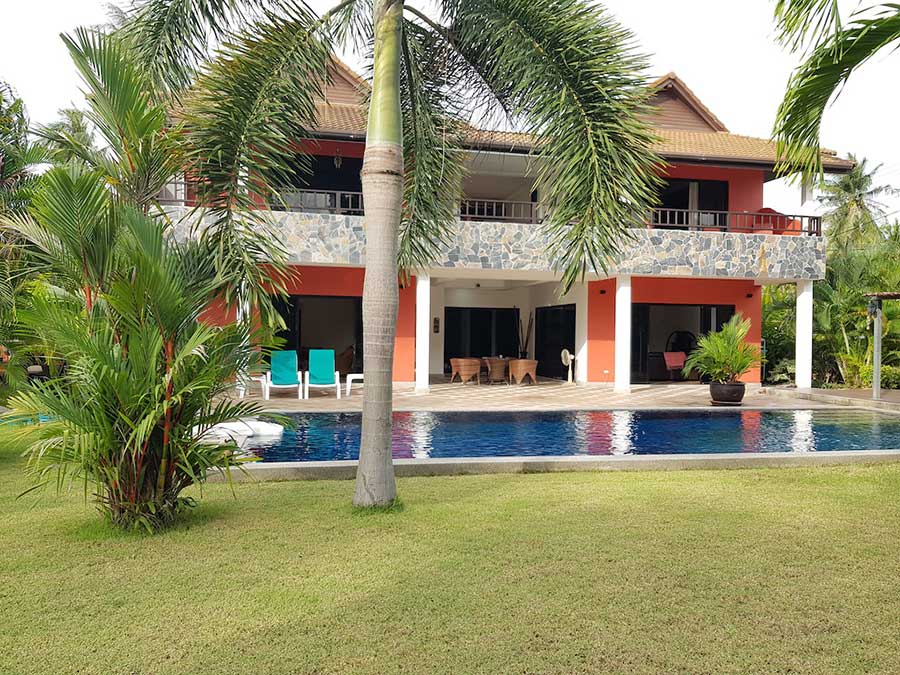 3-Bed Pool Villa, Private Beach Access â€“ Taling Ngam