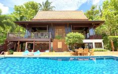 Luxury 5-Bed Authentic Thai-Style Sea View Pool Villa, North-West