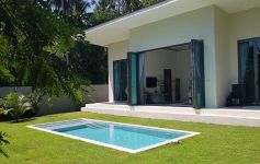 Modern 2 Bed Deluxe Garden Villa - 250 metres to Laem Sor Beach